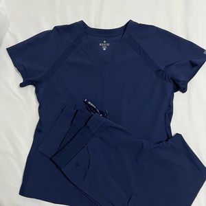 MedCouture Set in Navy